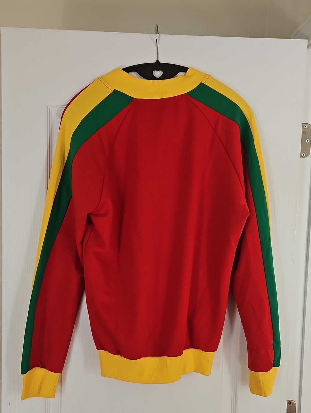 NEW PUMA Senegalese Football Federation Red, Yellow And Green Jacket SIZE XL - Picture 7 of 9